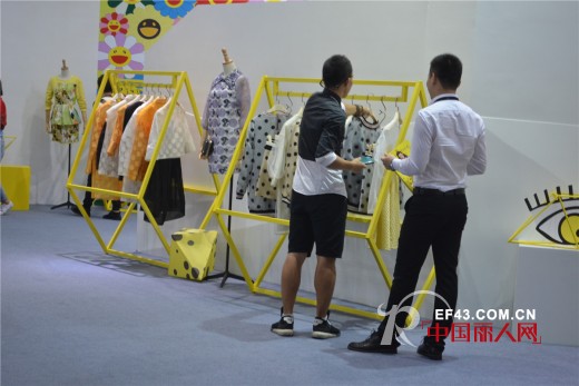 玩味万花筒 tune tune带你玩转深圳服装展