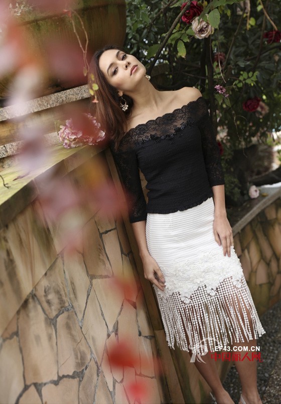 怎么秀性感才不低俗？木帛女装教你一招