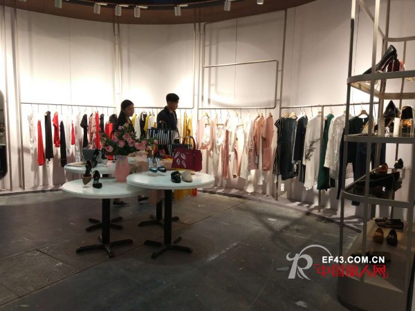 十月美景 UST优斯特正于2017上海CHIC秋季展等待着您