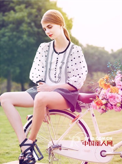 三彩夏季女装推荐 演绎清新雅致情怀