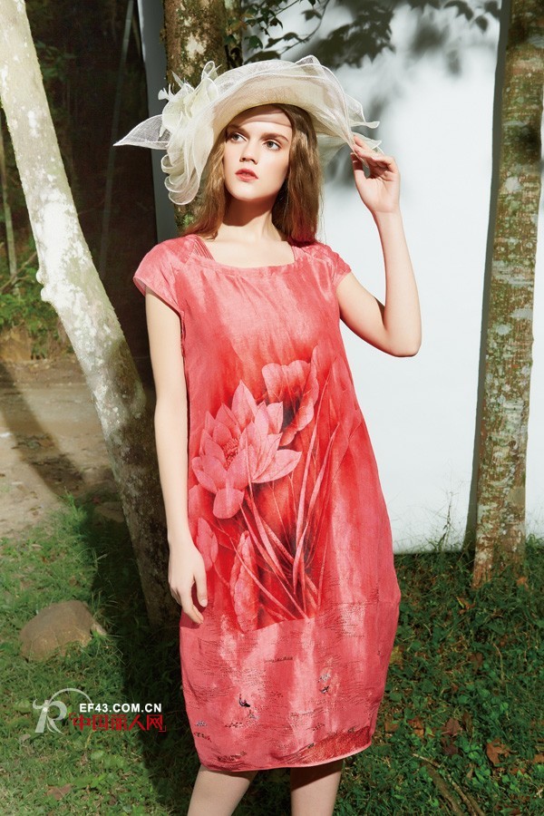 T恤裙穿起来 让你的夏日更加清凉