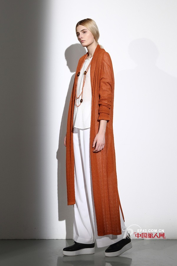 九月怎么搭配比较好看？ 九月时尚搭配推荐