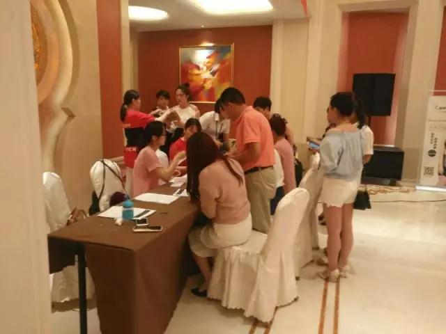 热烈庆贺喀门品牌市场万里行启动大会圆满成功！