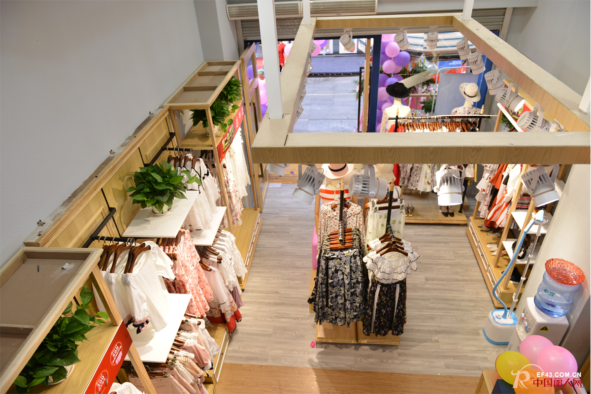 谜秀进驻广州白云万达8.12号盛大开业