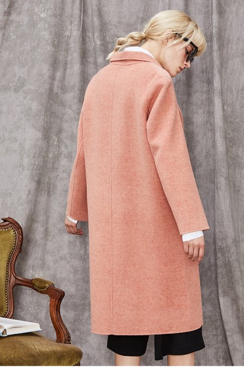 SANDRO MOSCOLONI秋冬新品发布羊绒大衣首推冬季必备保暖大衣