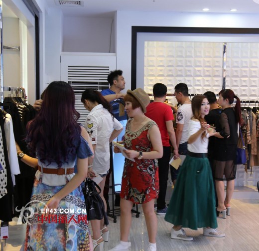 祝贺魅之女2015秋季新品发布会圆满落幕