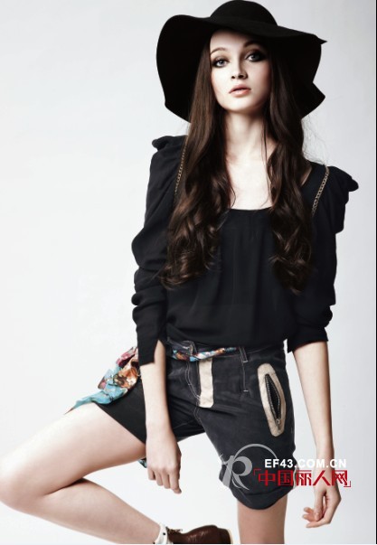 菲勋菲斯品牌女装 绽放唯美时尚