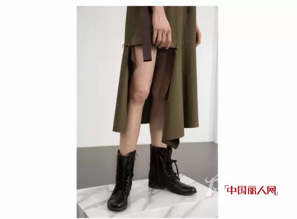 新品 | 服装 是我们向世界表达自己的方式