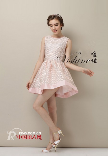 蕾丝连衣裙搭配 无袖蕾丝裙搭配