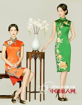 跟着邓超孙俪玩复古 传统服饰旗袍好看吗？