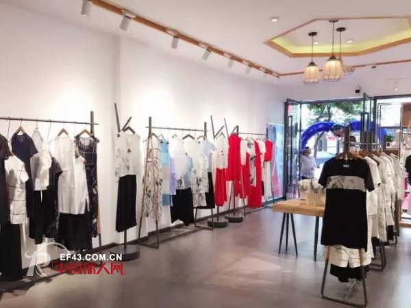 Distinkidny新店——长沙平和堂店、云南永善店、重庆巫山店六月绽放开业