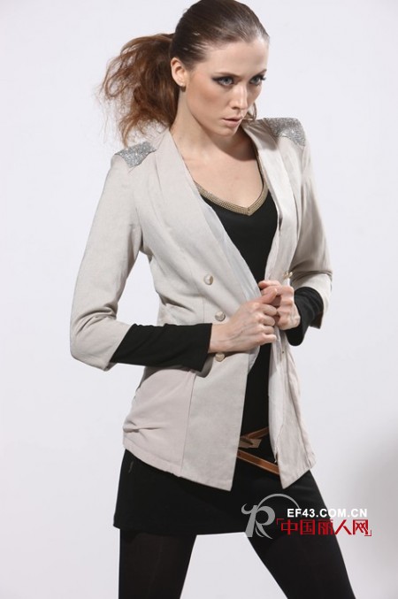 缤蔓品牌女装2011秋冬新品 潮流优雅、时尚摩登