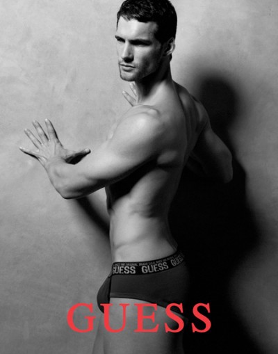 Guess 秋冬男士内衣大片
