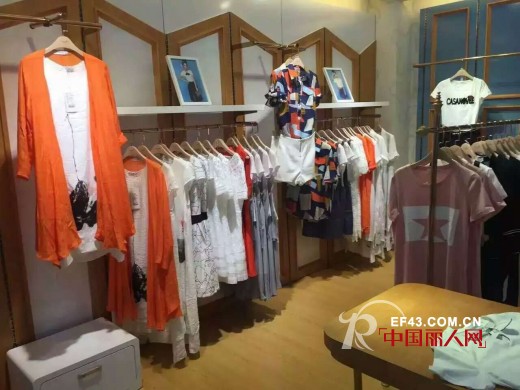蓝缇儿新店五一开业 | 有了这些美衣 友谊的小船怎么会翻呢？