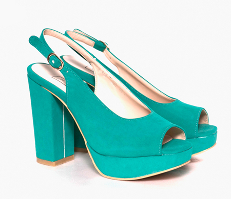 Eye-catching color single shoes add bright spots for dress up