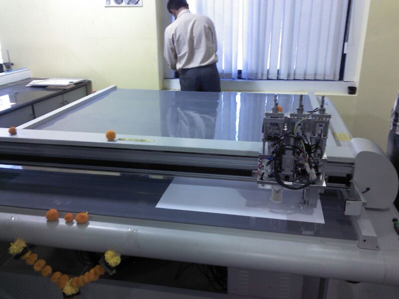 carton sample making CNC cutter 