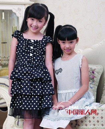 奇奇库品牌，呈现欧美传统经典风格的童装