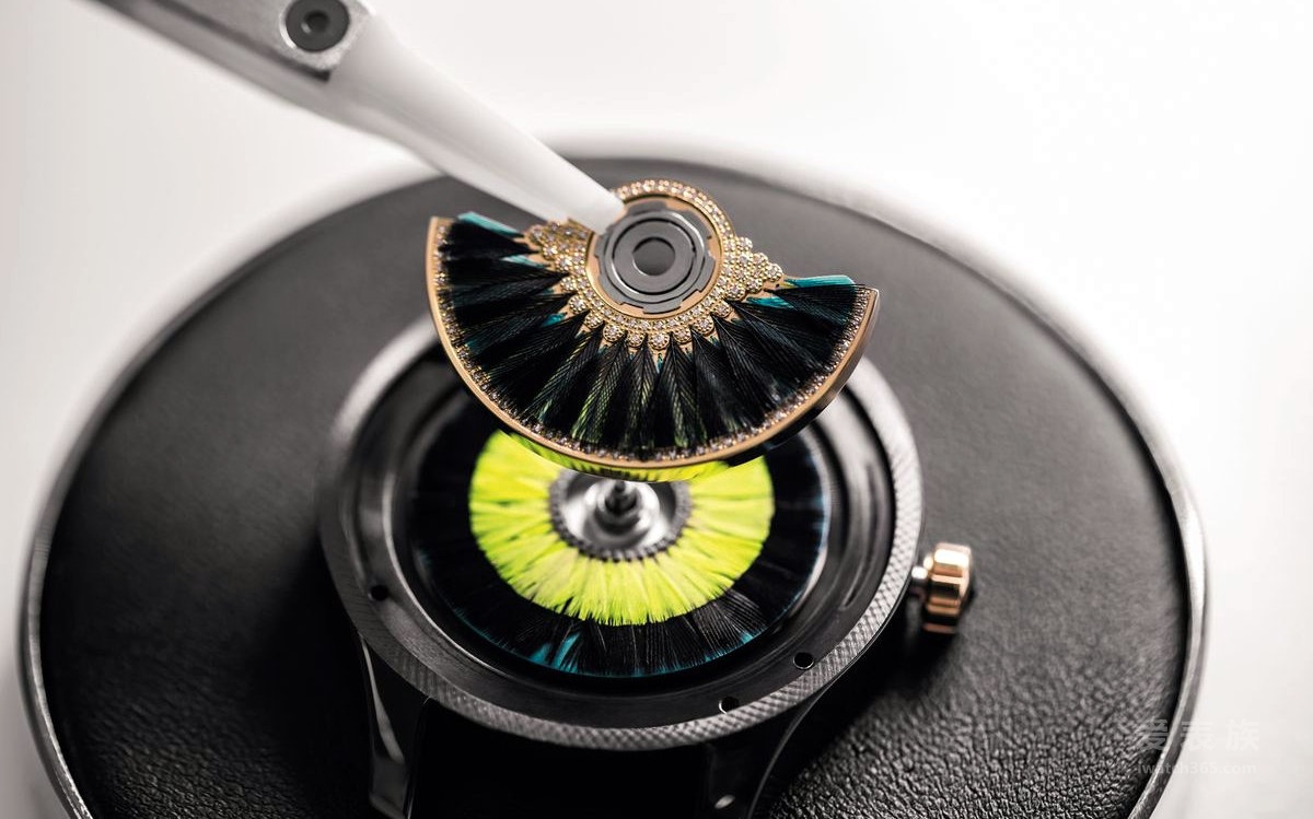 Wrist ball: Dior VIII Grand Bal Cancan watch