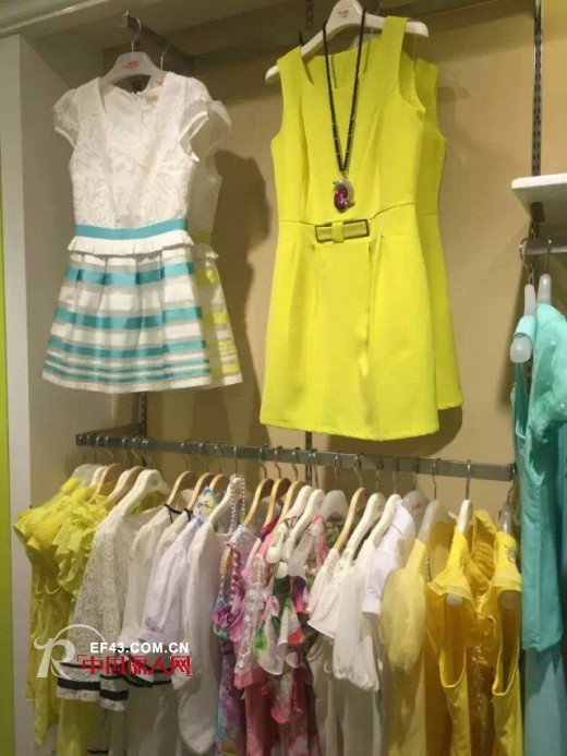 祝贺彤欣格云南省代生意兴隆