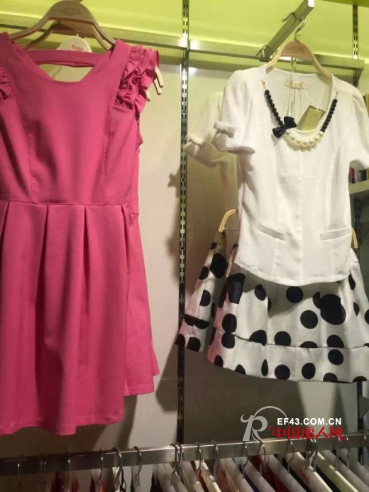 祝贺彤欣格云南省代生意兴隆