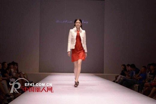 热烈祝贺迪斯廷.凯女装2015春季新品订货会完满成功
