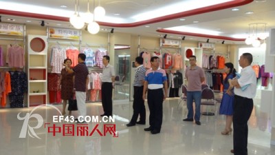 汕头市市委常委马逸丽一行走访睦隆探讨汕头产业发展