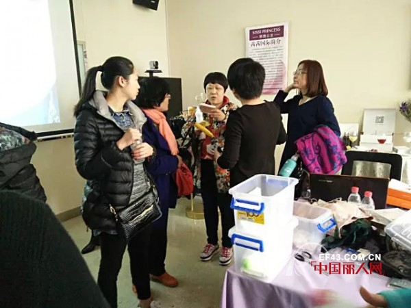 内衣和乳房的秘密 茜茜公主望京新世界店健康讲座