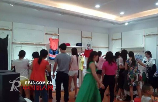 热烈祝贺尚可斯女装15第一届训练营隆重开讲了