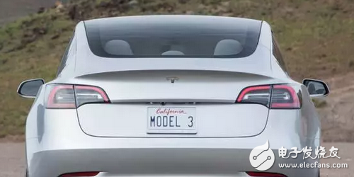 Tesla Model3 real car interior exposure, minimalist only one LCD screen!