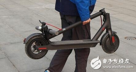 Black technology for city travel! Xiaomi Mijia electric scooter experience: minimalist design