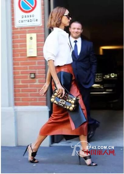 【THEME】一周五日办公室穿搭，帮你做个时髦的女神！