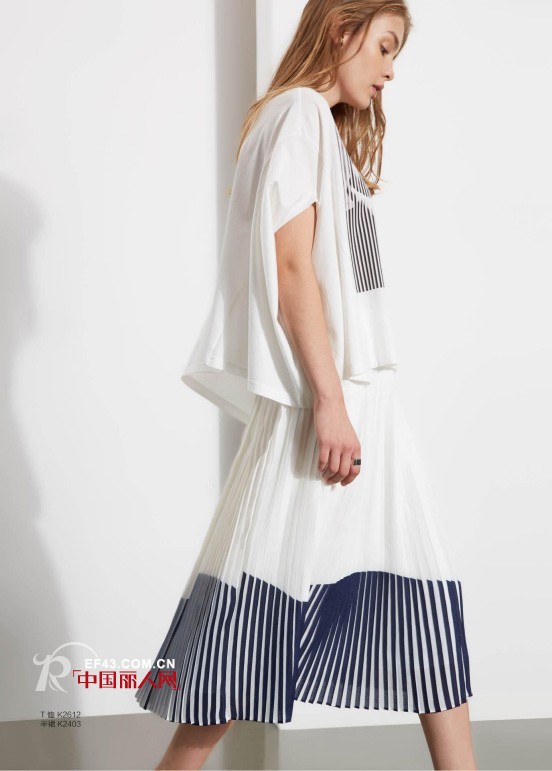 芮玛|百褶裙 让生活不再单调