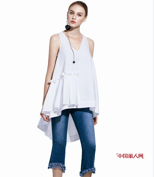 气质女人一定要穿的6件衣服，你穿过几件？
