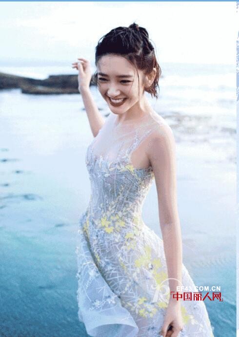 HOKABR 甜蜜七夕||撩到娱乐圈真男神的她们，竟然都爱这条连衣裙！