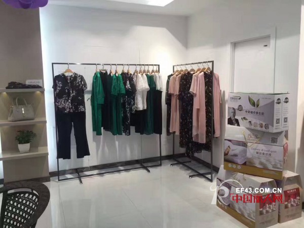 好消息！太和女装安阳会所店盛大开业衣服免费送 还有丰厚礼品相赠！