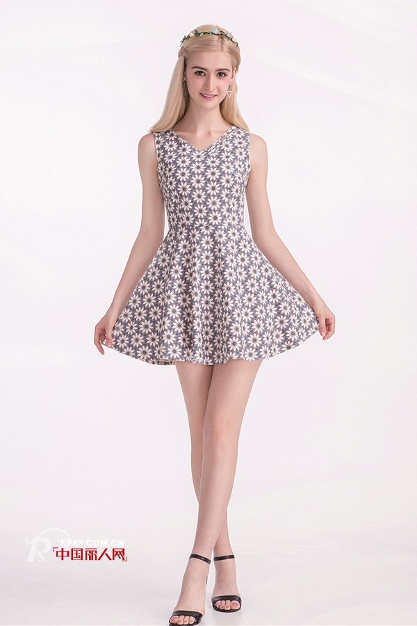 淑女日记告诉你：娇小妹纸的高比例身材怎么打造