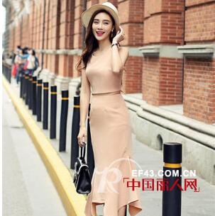 千姿惠精致女装 用完美搭配的裙子来展现自我风格
