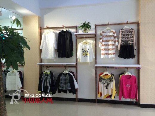 西子丝典女装品牌内蒙古乌兰察布市新店开业