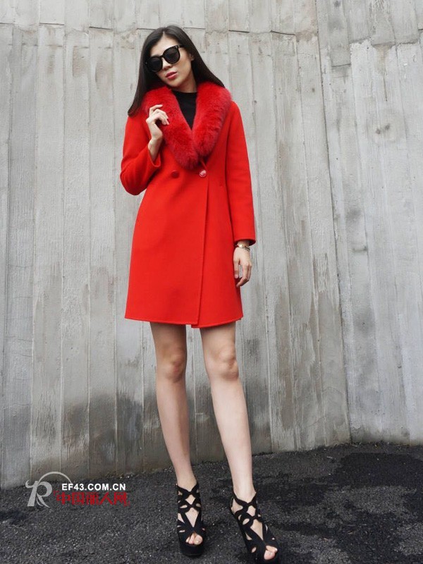 12月订婚穿什么衣服  冬天订婚穿什么外套
