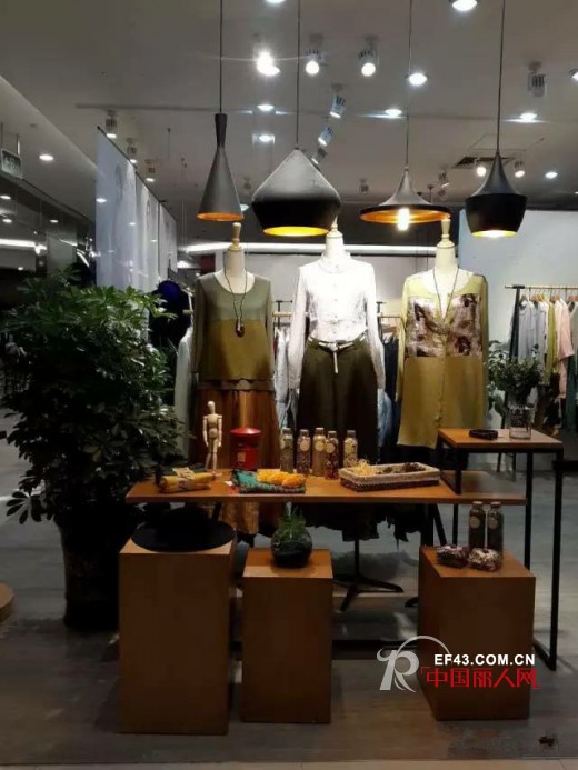 Eall.cz-意澳女装辽宁&middot; 沈阳中兴商厦店隆重开业