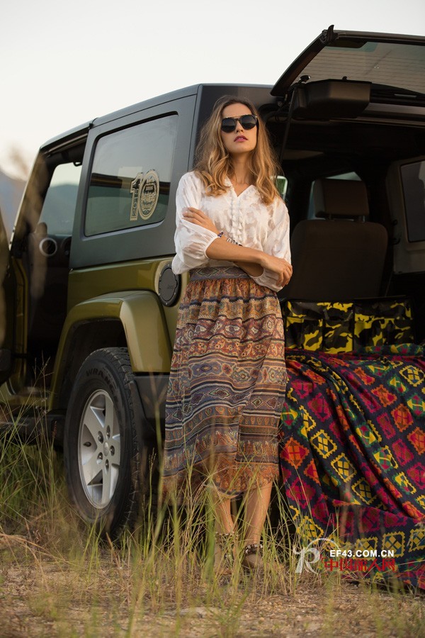 IK女装：倾国倾城 一件白衬衫足矣