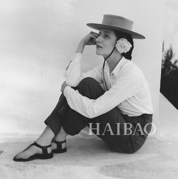 Old photo by Diana Vreeland