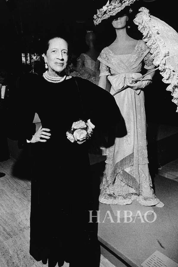 Old photo by Diana Vreeland