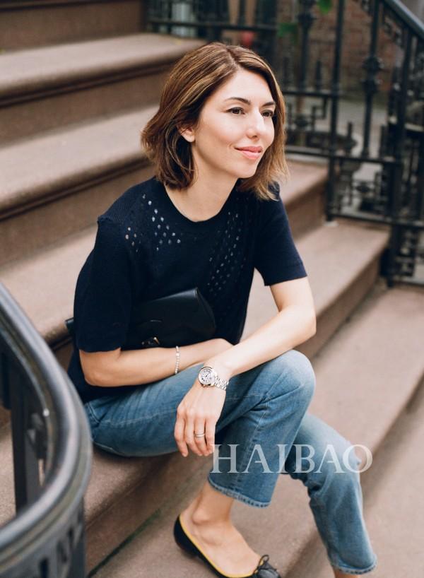 Famous movie director and fashion Icon Sofia Coppola (Sofia Coppola) love the Clé de Cartier watch