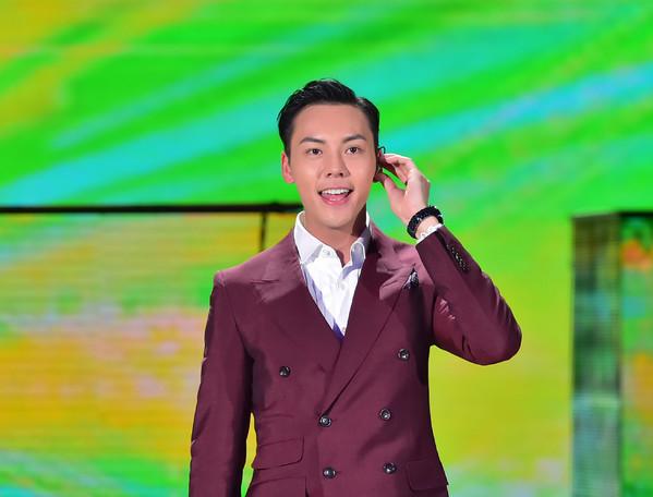 William Chan appeared in the 2017 CCTV Spring Festival Gala