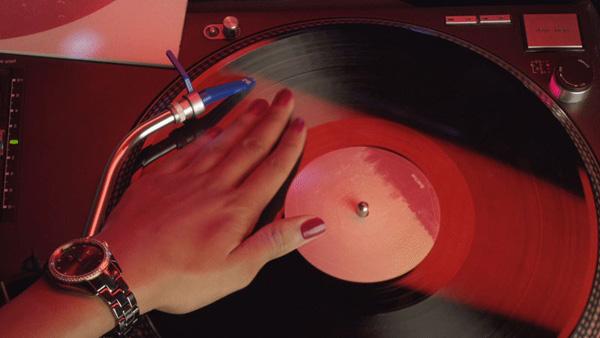 Swiss Radar Table - time flow, all in control!