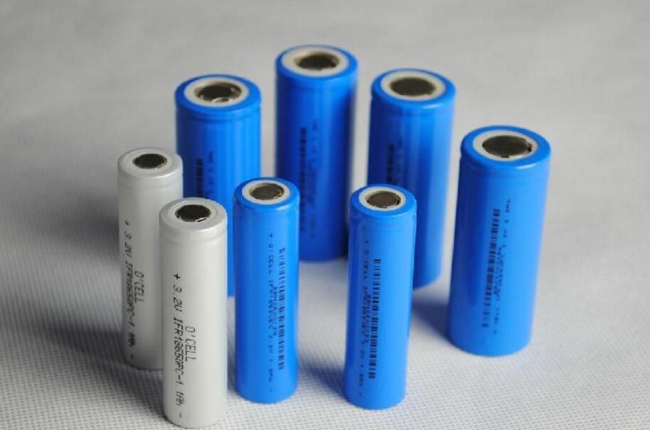 18650 lithium battery and soft pack battery who is more suitable for electric cars