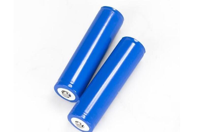 18650 lithium battery and soft pack battery who is more suitable for electric cars