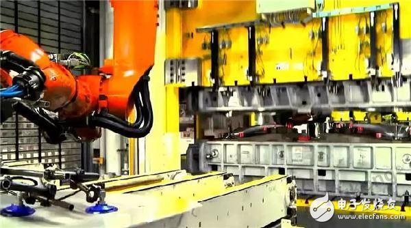 The realization of robot production automation in the metal stamping industry