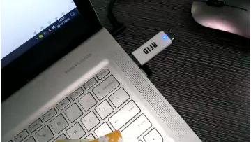 Customized UHF RFID jewelry label for asset tracking1